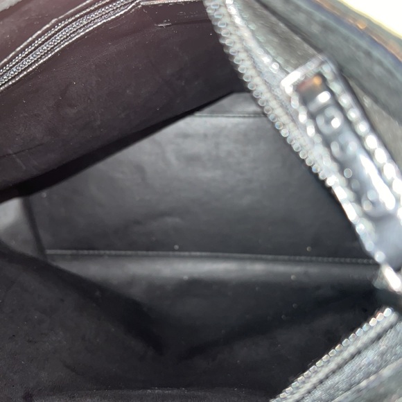 Gucci Handbag - Picture 11 of 16